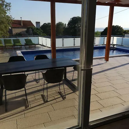 Olivia - Jasenice, With Swimming Pool And Jacuzzi וילה יסניצה