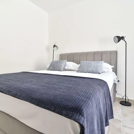 וילה Olivia - Jasenice, With Swimming Pool And Jacuzzi