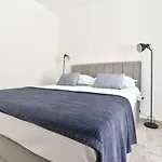 Villa Olivia - Jasenice, With Swimming Pool And Jacuzzi