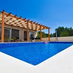 Olivia - Jasenice, With Swimming Pool And Jacuzzi Villa