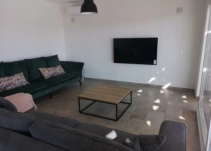 Olivia - Jasenice, With Swimming Pool And Jacuzzi Vila