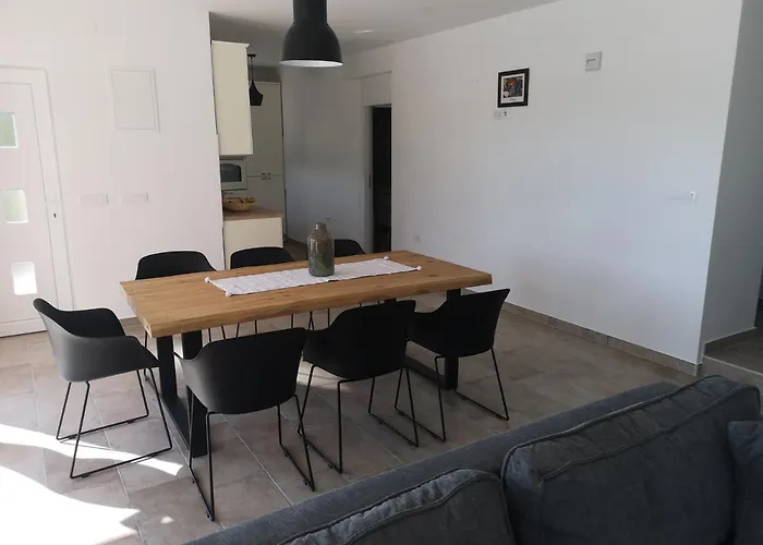 Olivia - Jasenice, With Swimming Pool And Jacuzzi *