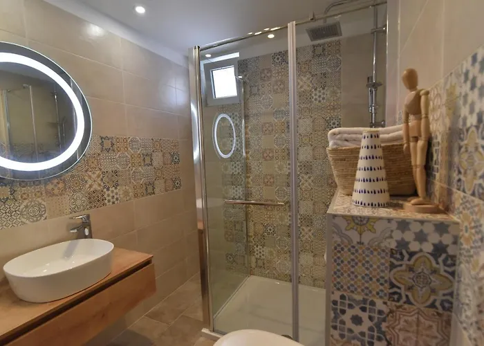 Olivia - Jasenice, With Swimming Pool And Jacuzzi Vila